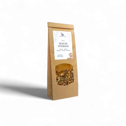 Tisana digestiva naturale con spezie e radici per leggerezza e benessere dopo i pasti.